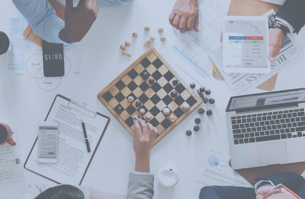 Michael Porter El Padre de la Estrategia Competitiva Moderna